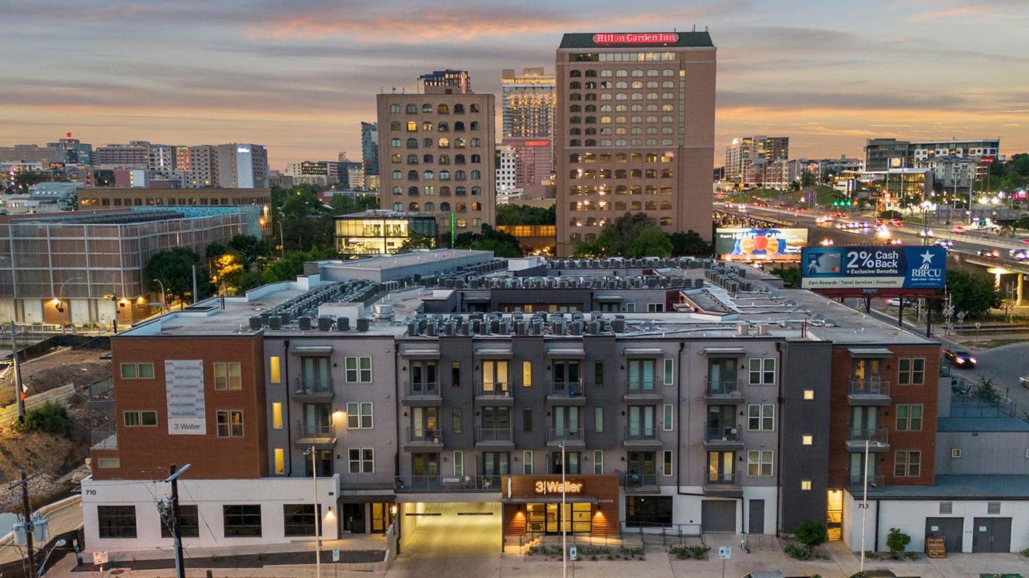 Placemakr Downtown Остін Екстер'єр фото